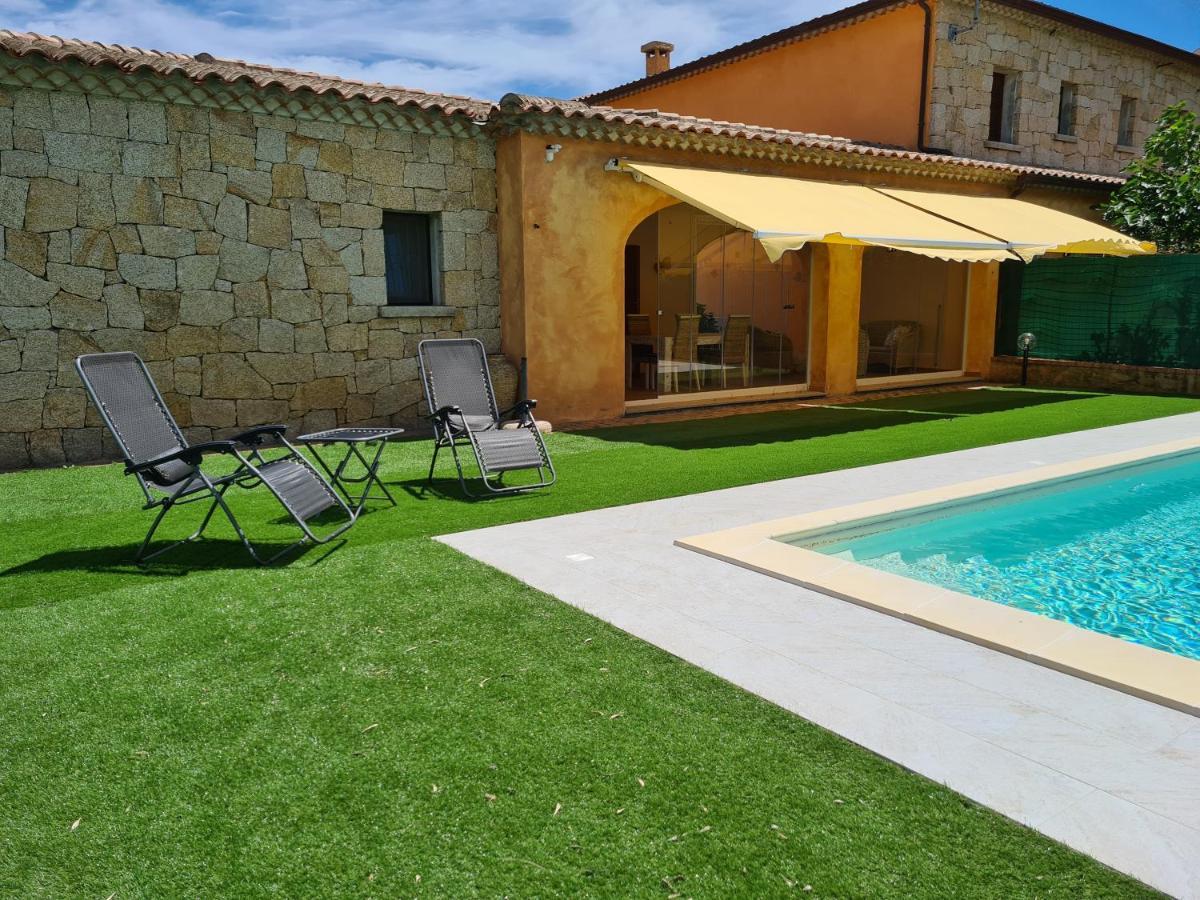 Villa Paola San Teodoro Con Piscina Privata Lu Lioni Екстер'єр фото