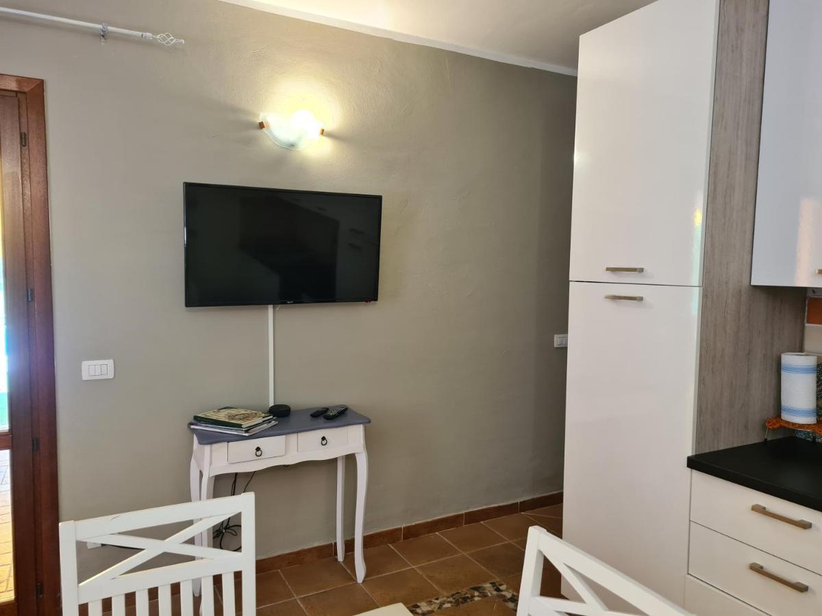 Villa Paola San Teodoro Con Piscina Privata Lu Lioni Екстер'єр фото